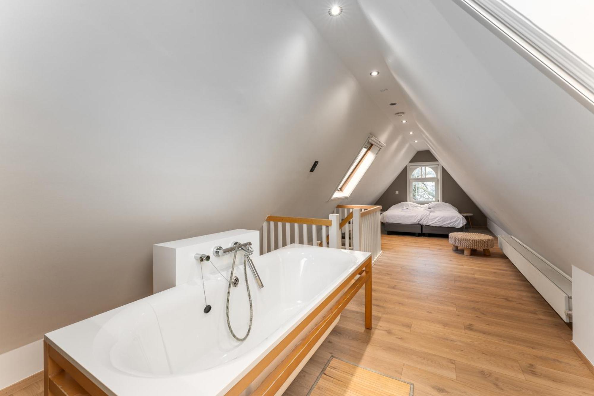Brugse Charme Huis Met Tuin Aan Het Water 8P Brujas Exterior foto